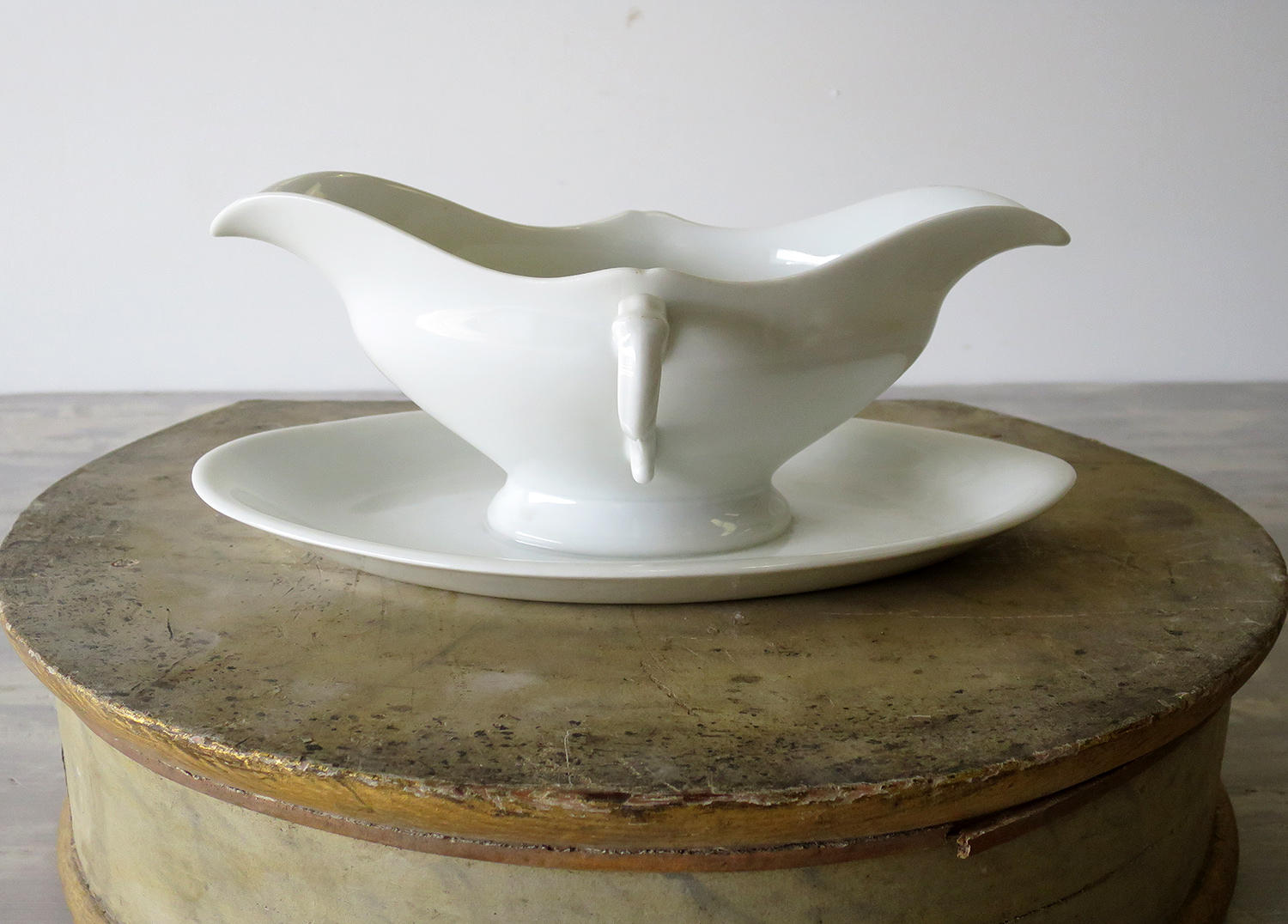 19th century French white Porcelain Sauce Boat