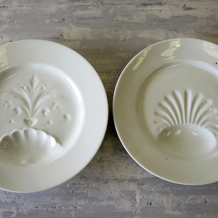 Two charming French white Porcelain Asparagus Plates 19th c