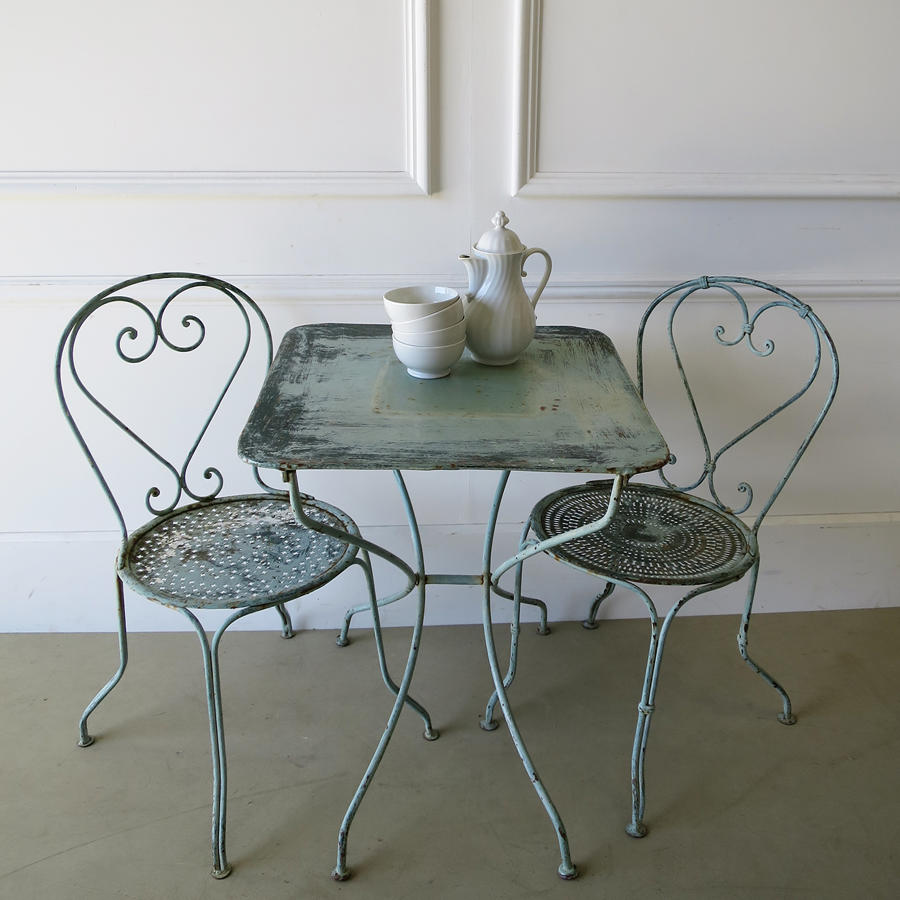 French Iron Cafe table with 2 chairs