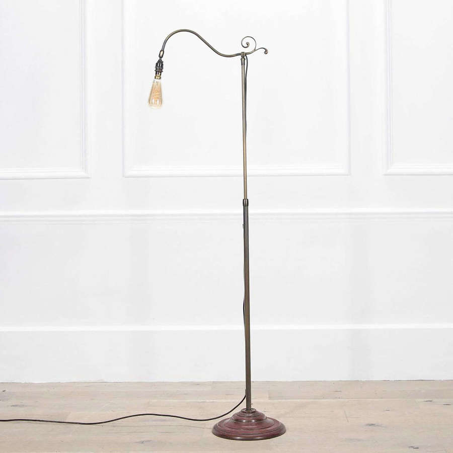 Early 20th Century English Brass Floor Lamp