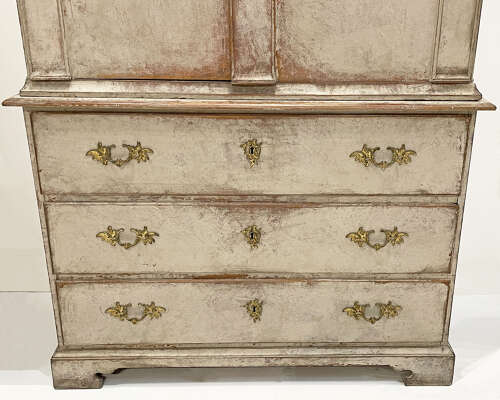 18th Century Swedish Rococo Cupboard-on-Chest