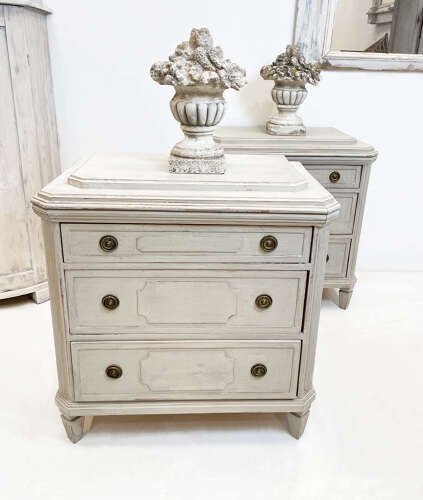Pair of 19th Century Swedish Gustavian Style Chests of Drawers