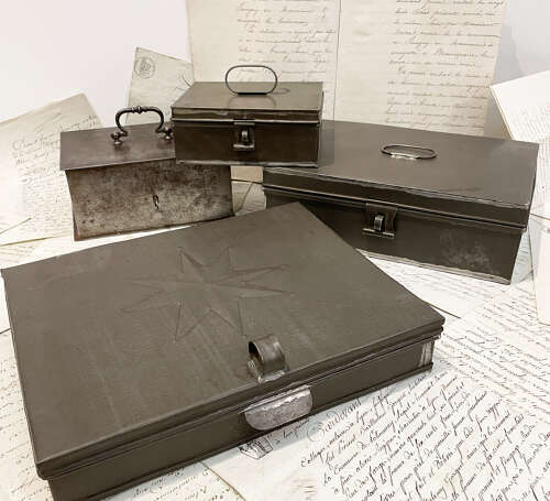 Small 19th Century French Tin or Toleware Box